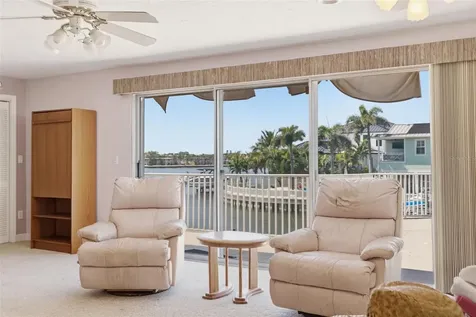 3876 Shore Acres Boulevard NE St Petersburg FL 33703