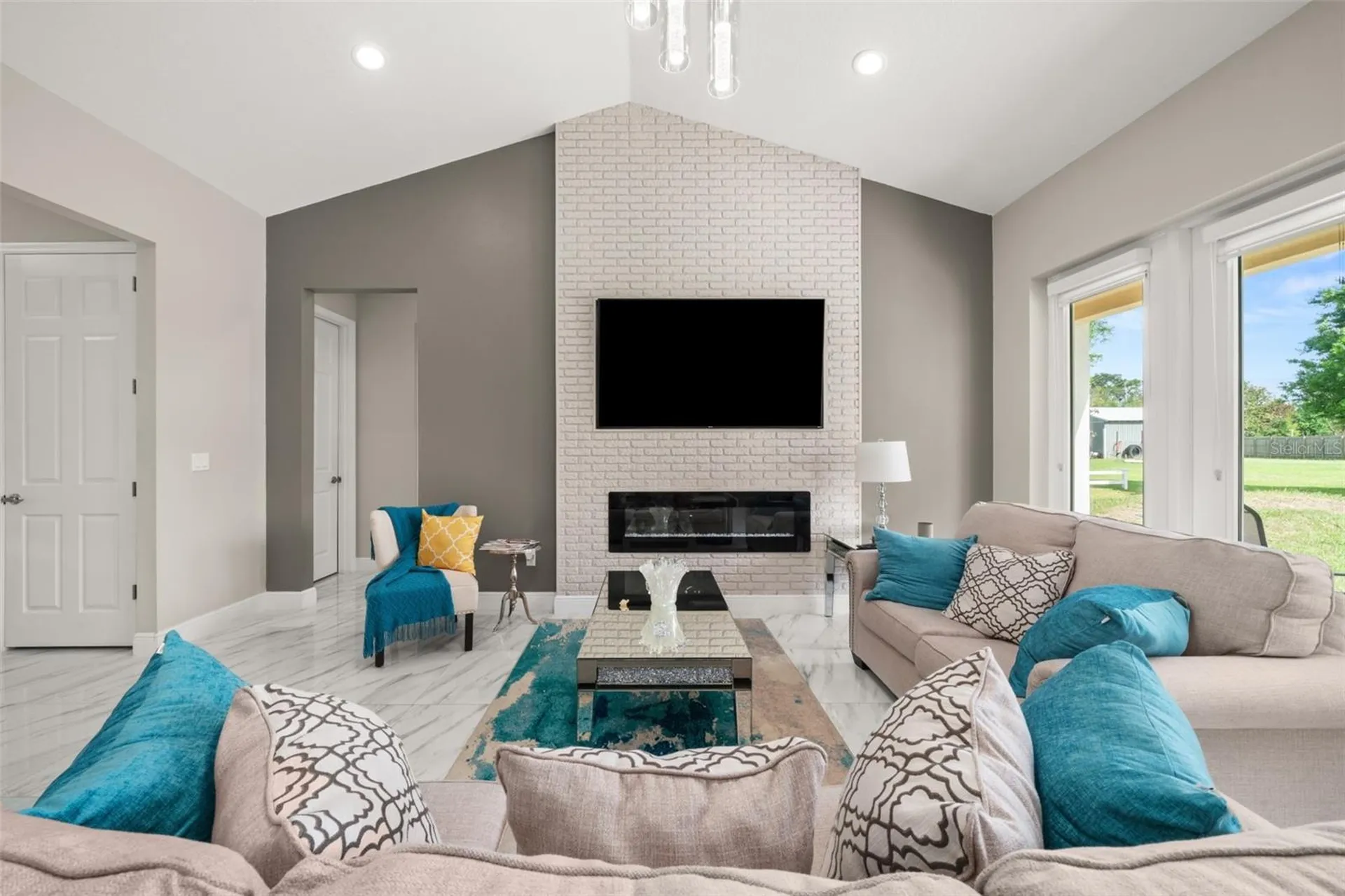 2009 Flower Terrace Sebring FL 33875