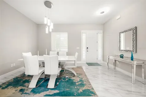 2009 Flower Terrace Sebring FL 33875