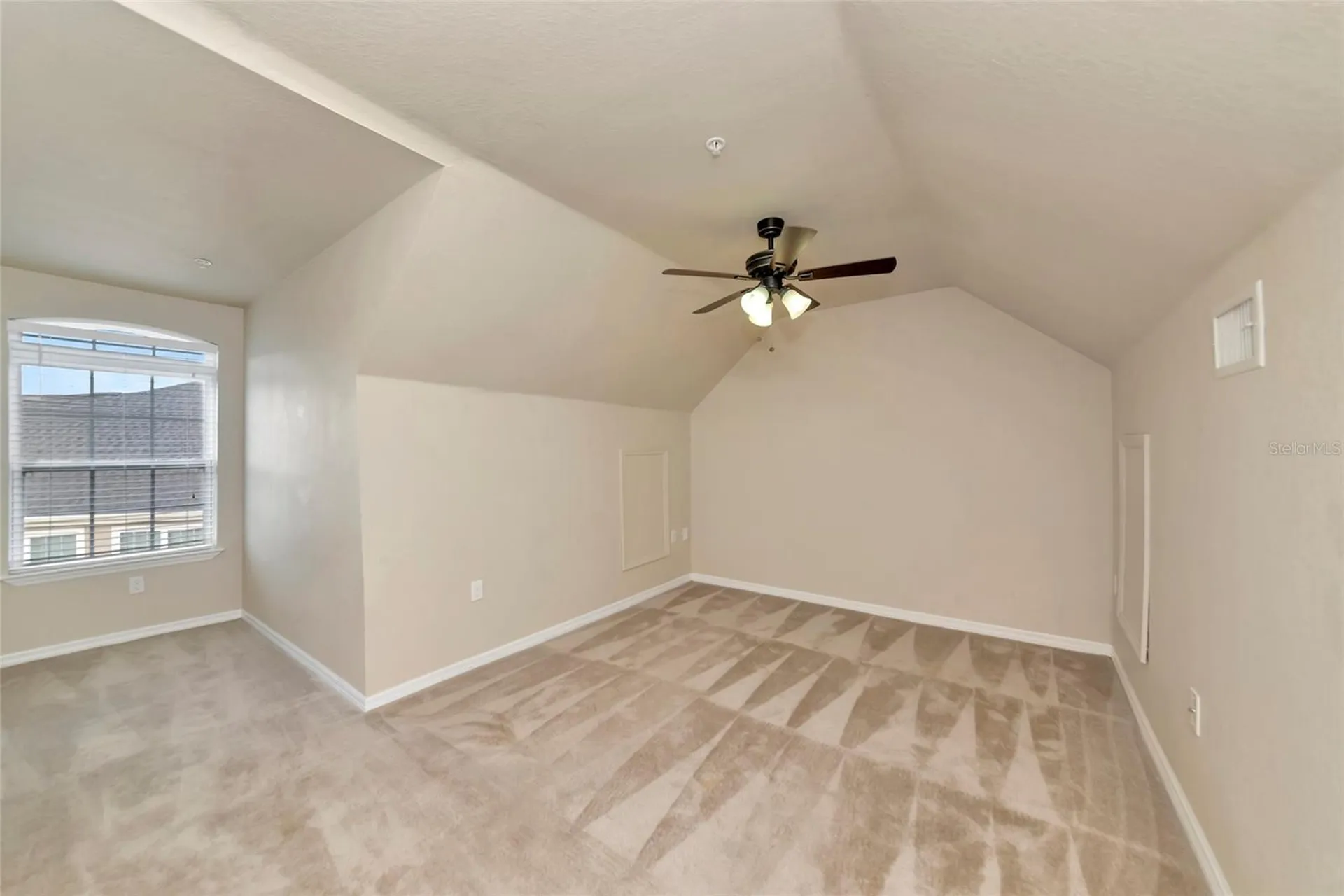 5560 Rosehill Road Sarasota FL 34233