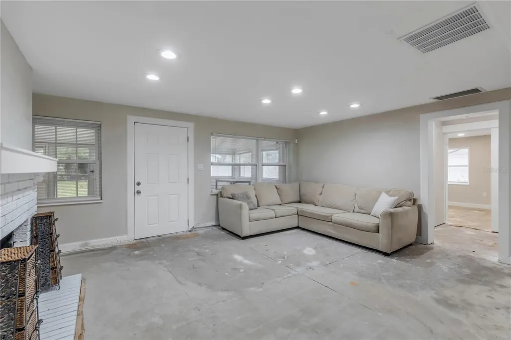 103 Flagler Avenue Edgewater FL 32132