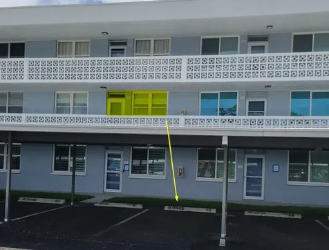 4715 Bay Street NE St Petersburg FL 33703