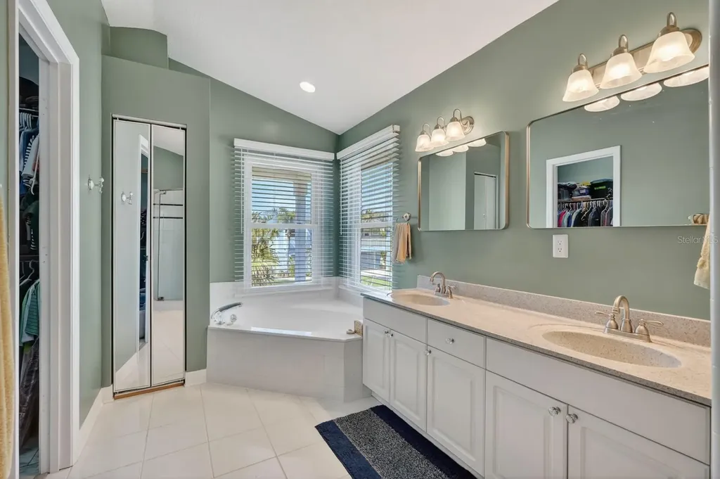 49 Loggerhead Court Ponce Inlet FL 32127