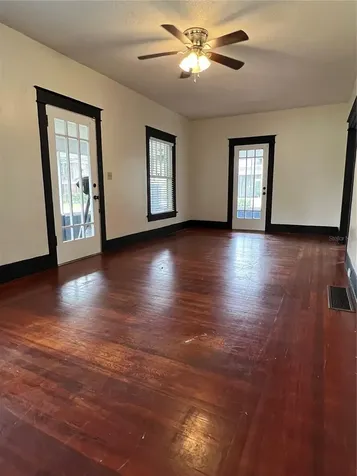 505 Washington Avenue Eustis FL 32726