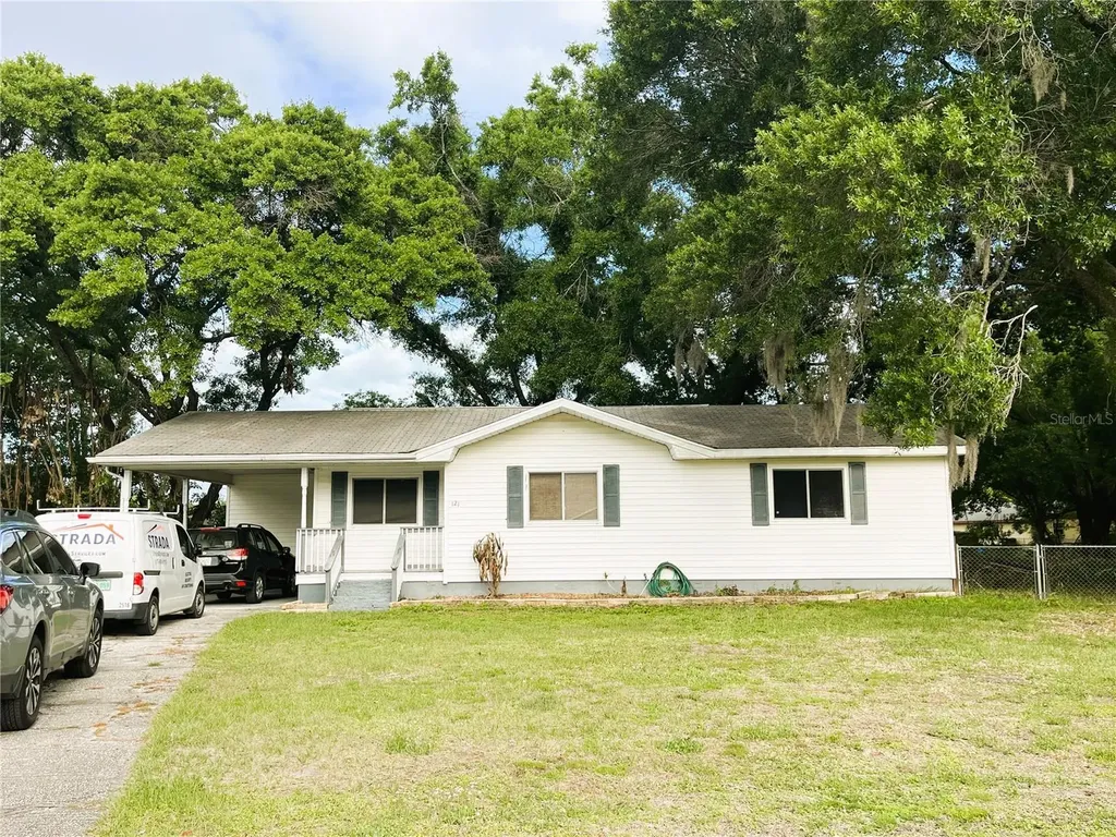 121 Maris Court Lakeland FL 33809