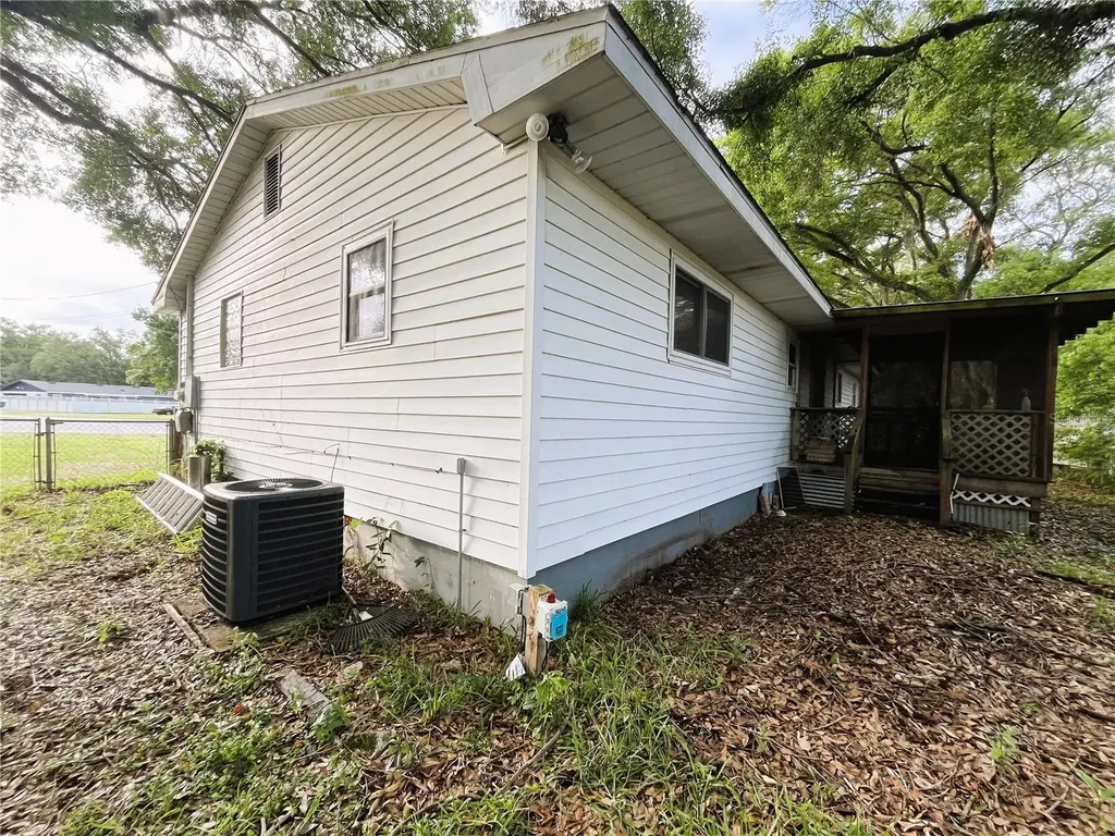 121 Maris Court Lakeland FL 33809