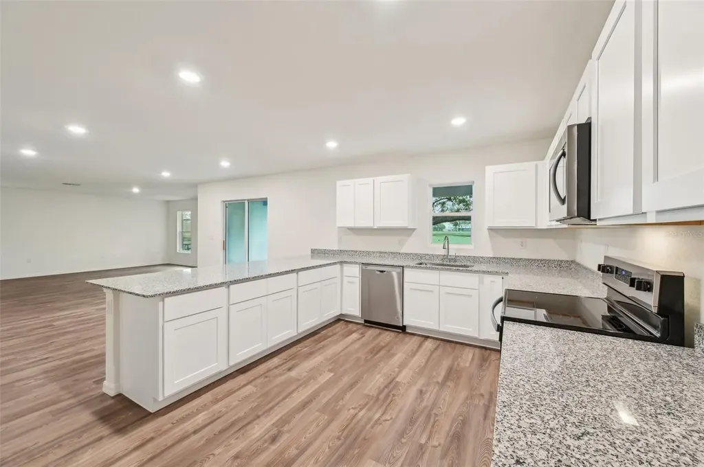 16 Sanders Circle Homosassa FL 34446