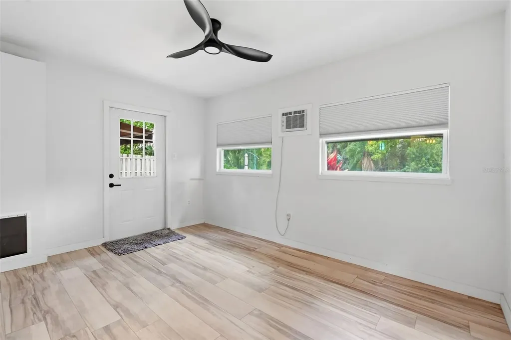 811 Michigan Boulevard Dunedin FL 34698