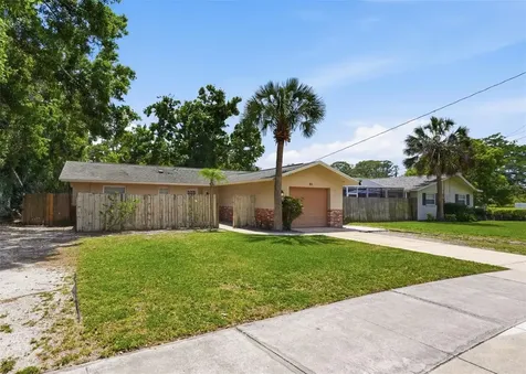 811 Michigan Boulevard Dunedin FL 34698