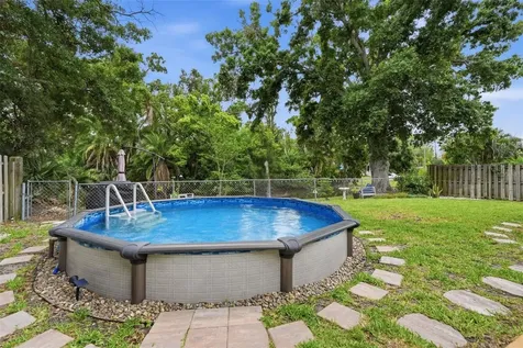 811 Michigan Boulevard Dunedin FL 34698