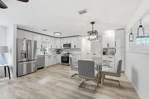 811 Michigan Boulevard Dunedin FL 34698