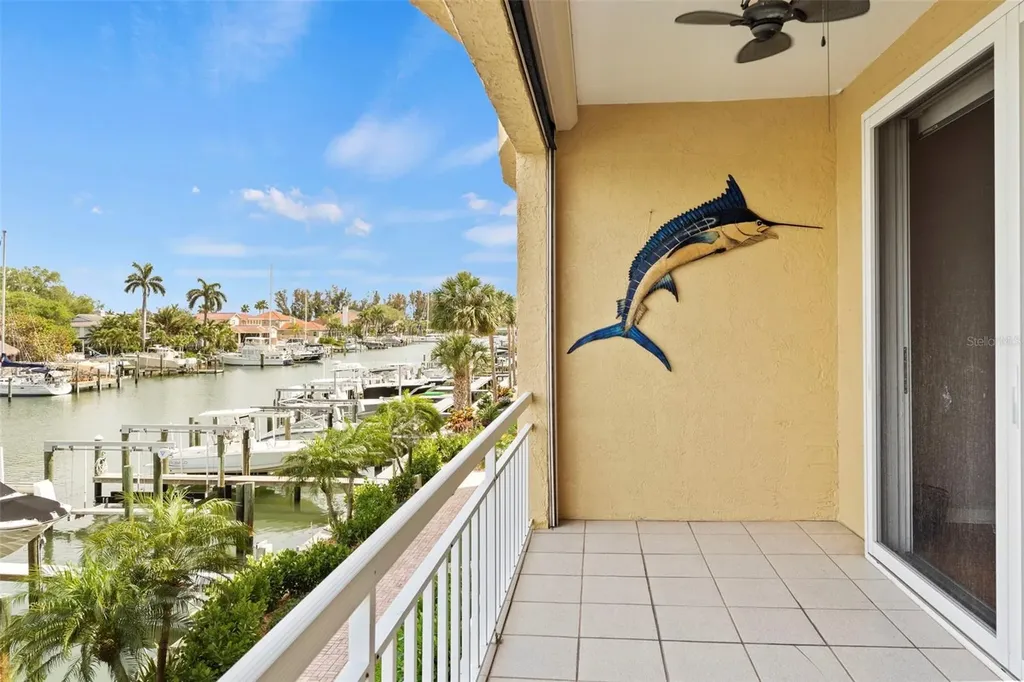 1071 Pinellas Bayway S St Petersburg FL 33715