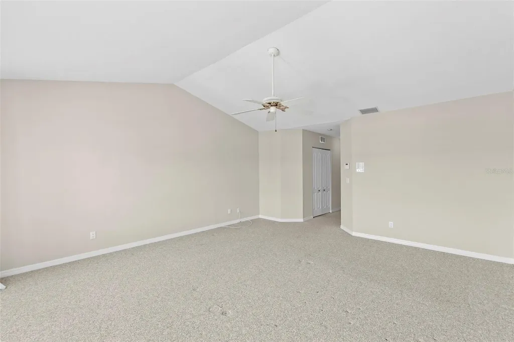 1071 Pinellas Bayway S St Petersburg FL 33715