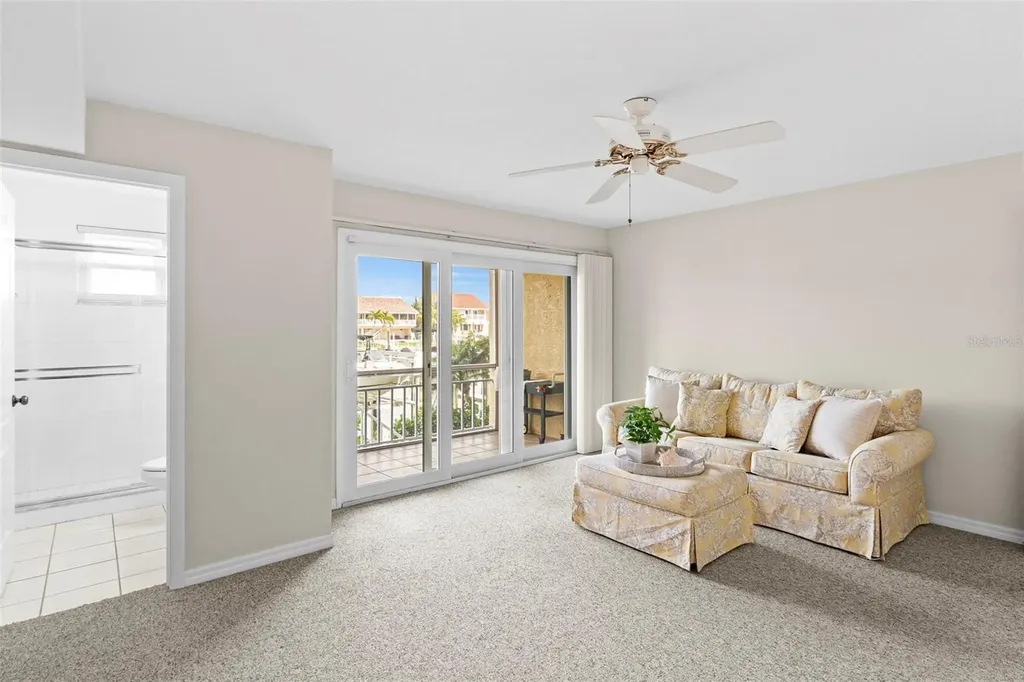 1071 Pinellas Bayway S St Petersburg FL 33715