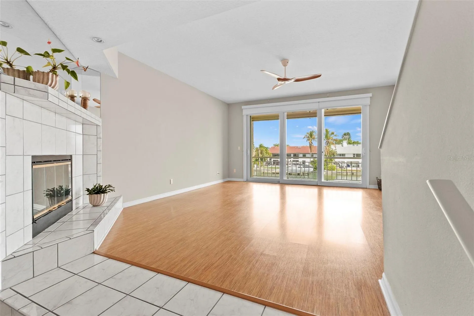 1071 Pinellas Bayway S St Petersburg FL 33715