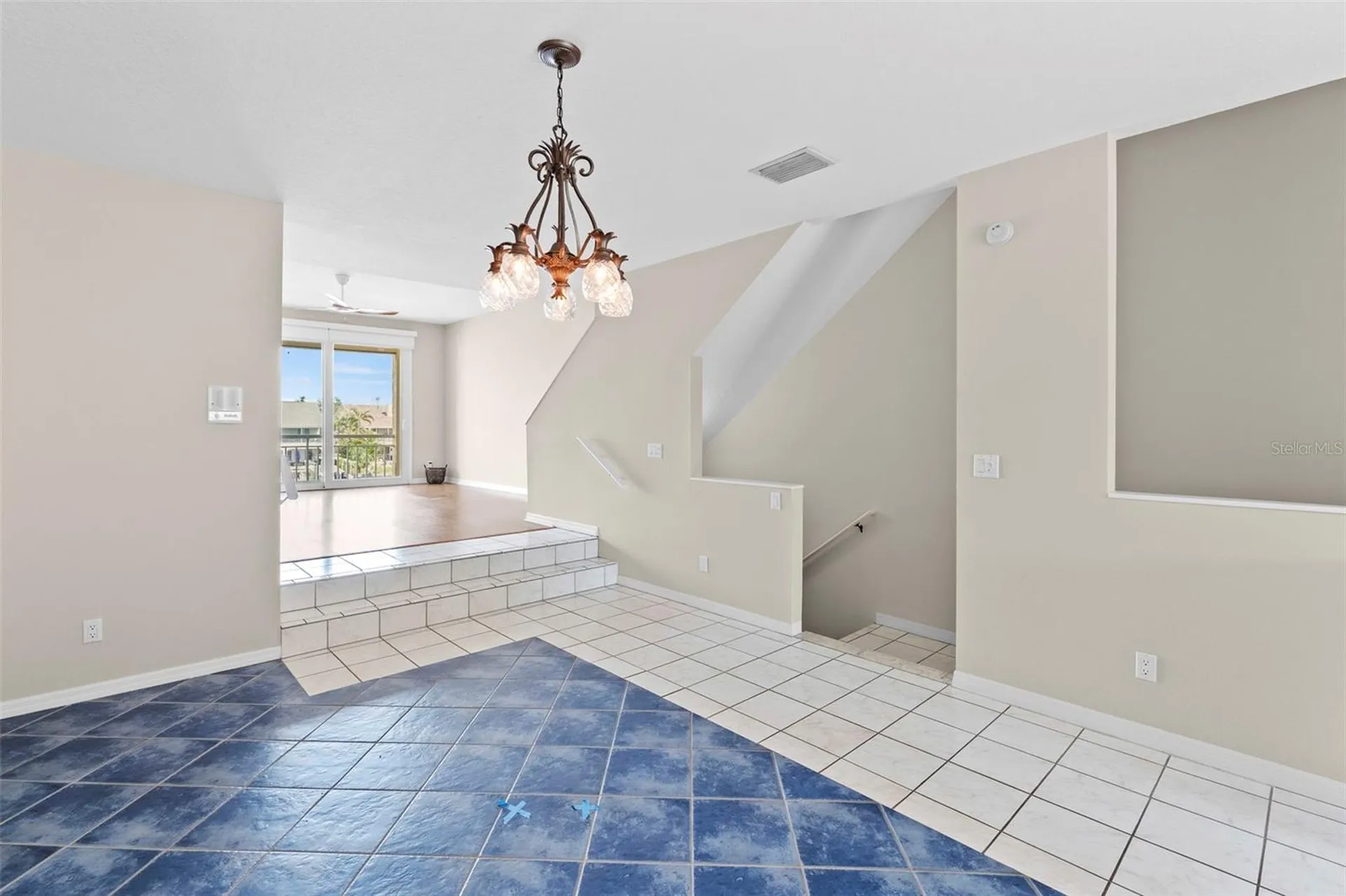 1071 Pinellas Bayway S St Petersburg FL 33715