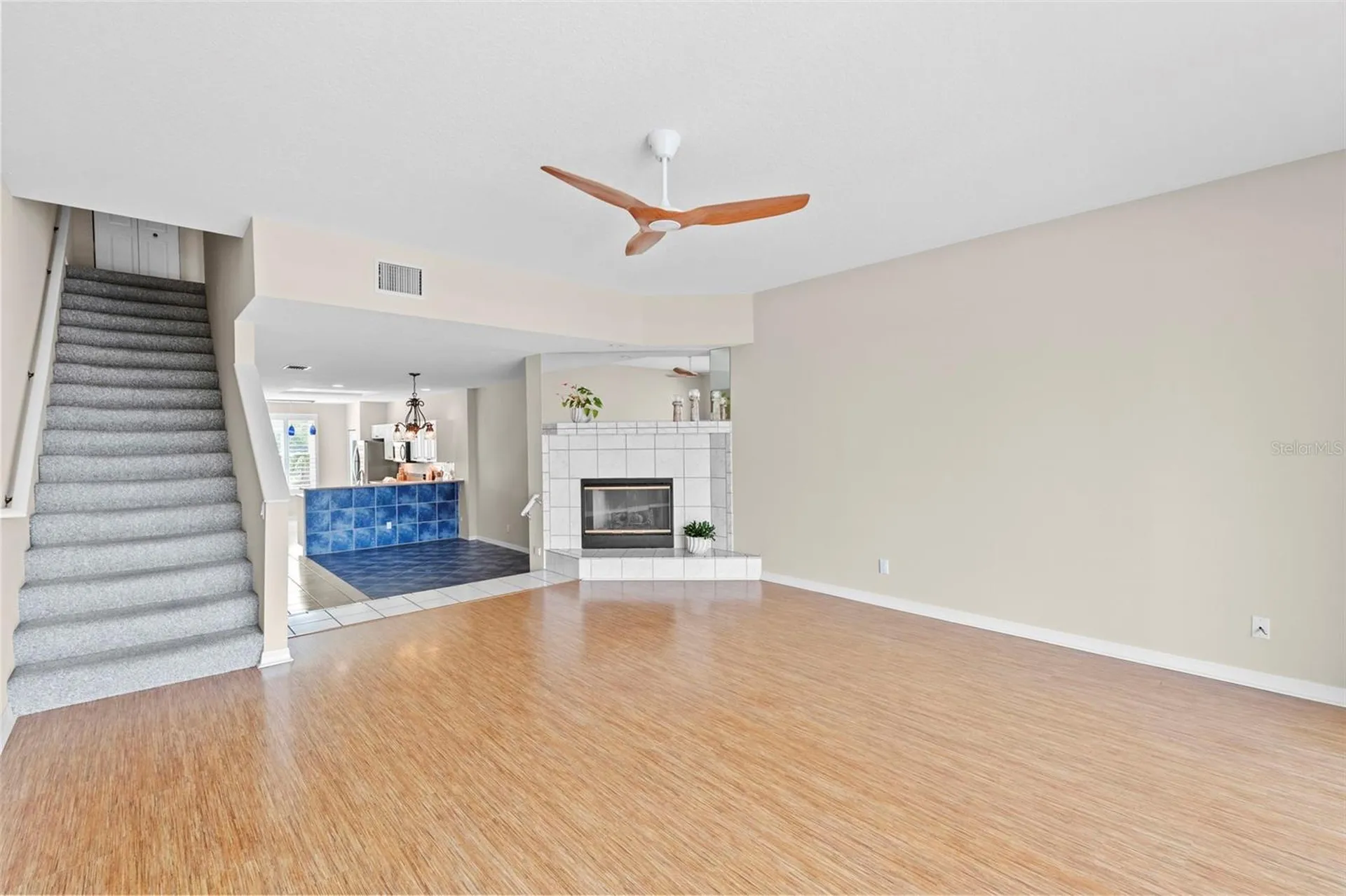 1071 Pinellas Bayway S St Petersburg FL 33715