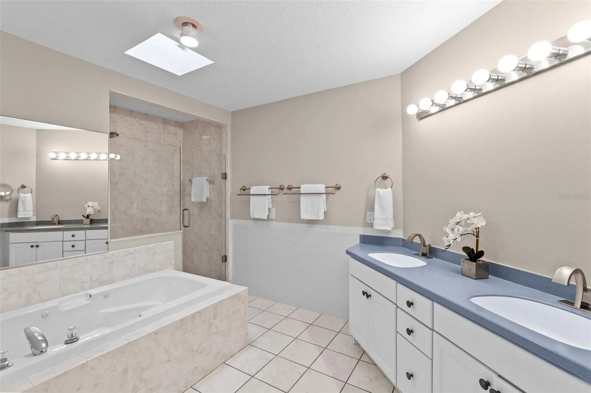 1071 Pinellas Bayway S St Petersburg FL 33715