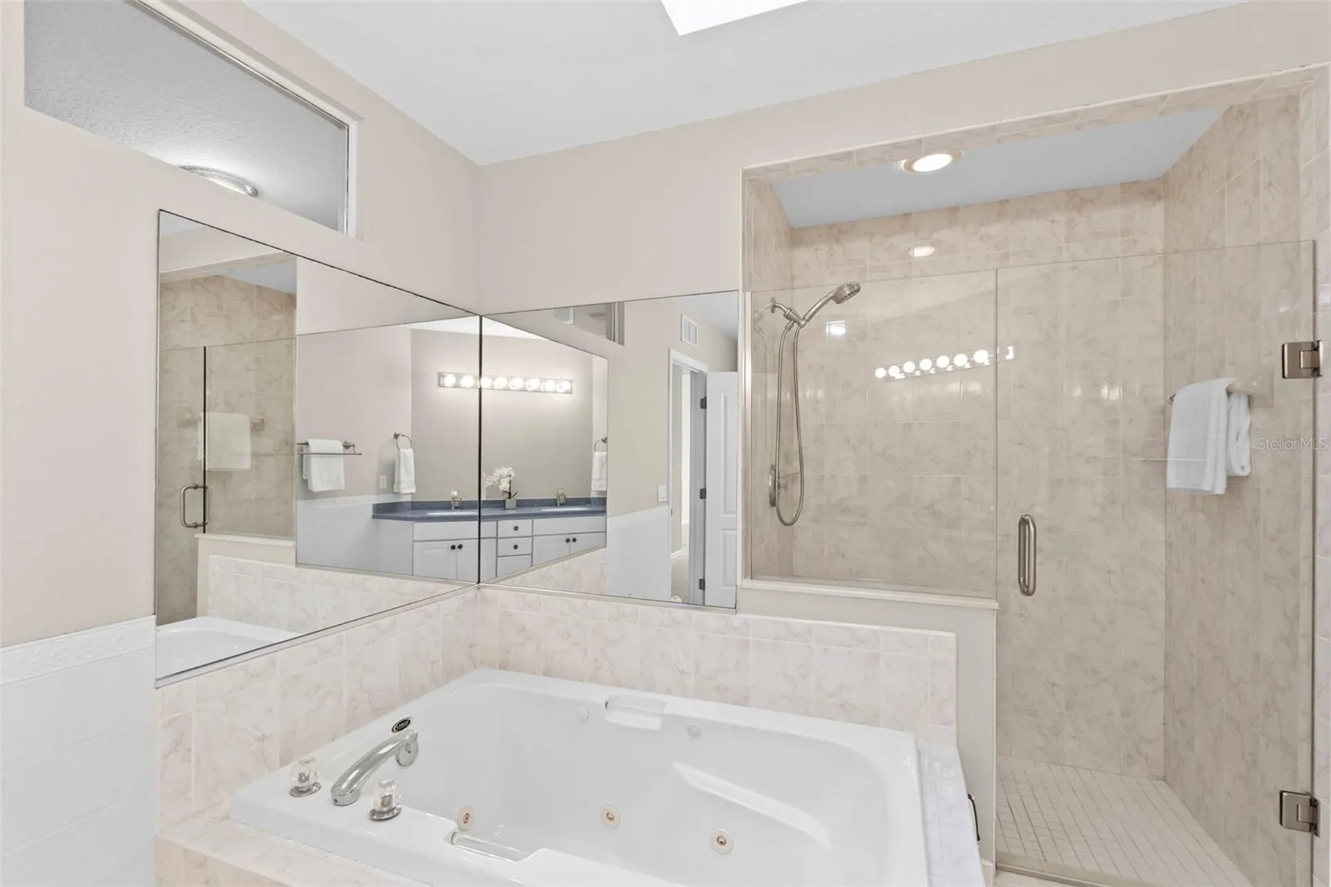 1071 Pinellas Bayway S St Petersburg FL 33715