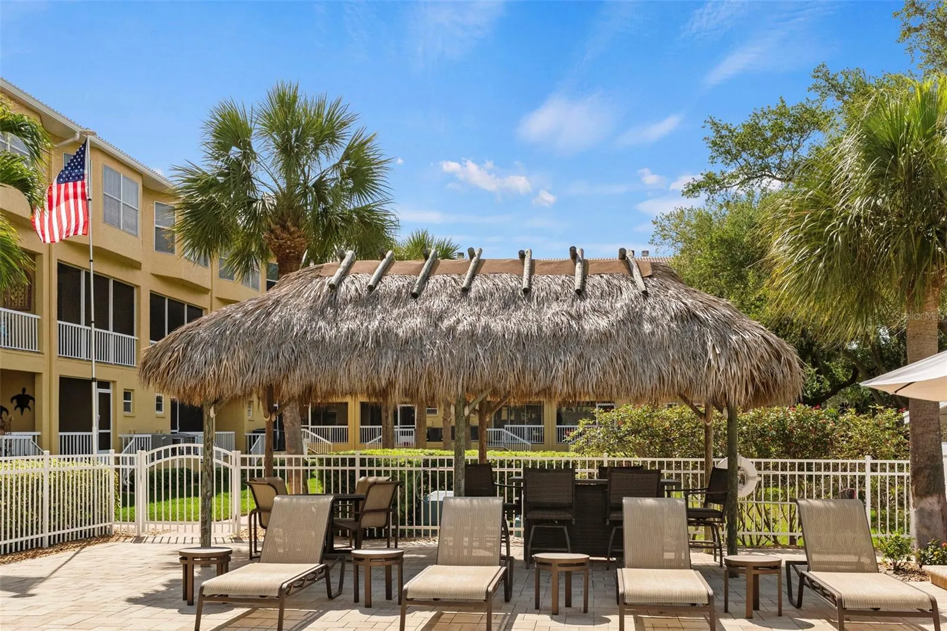 1071 Pinellas Bayway S St Petersburg FL 33715