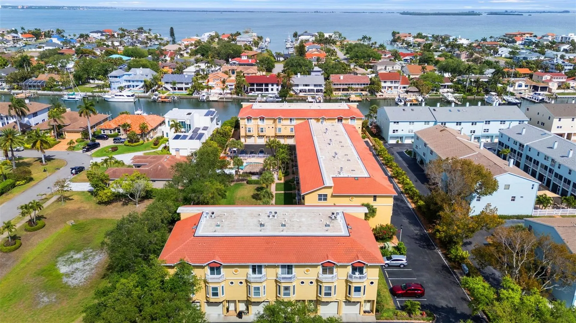 1071 Pinellas Bayway S St Petersburg FL 33715