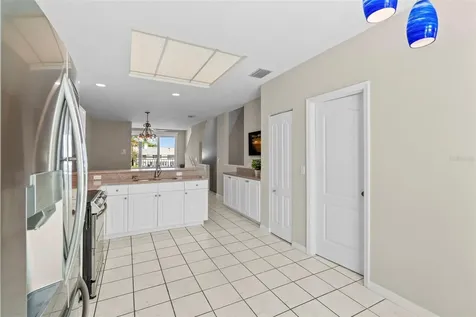 1071 Pinellas Bayway S St Petersburg FL 33715
