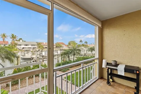 1071 Pinellas Bayway S St Petersburg FL 33715