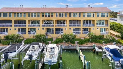 1071 Pinellas Bayway S St Petersburg FL 33715