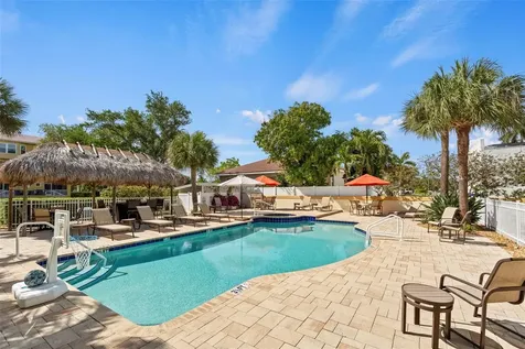 1071 Pinellas Bayway S St Petersburg FL 33715