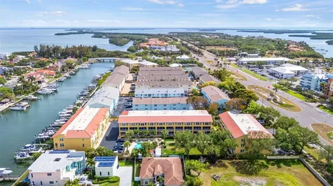 1071 Pinellas Bayway S St Petersburg FL 33715