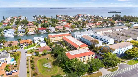 1071 Pinellas Bayway S St Petersburg FL 33715