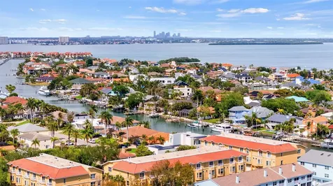 1071 Pinellas Bayway S St Petersburg FL 33715