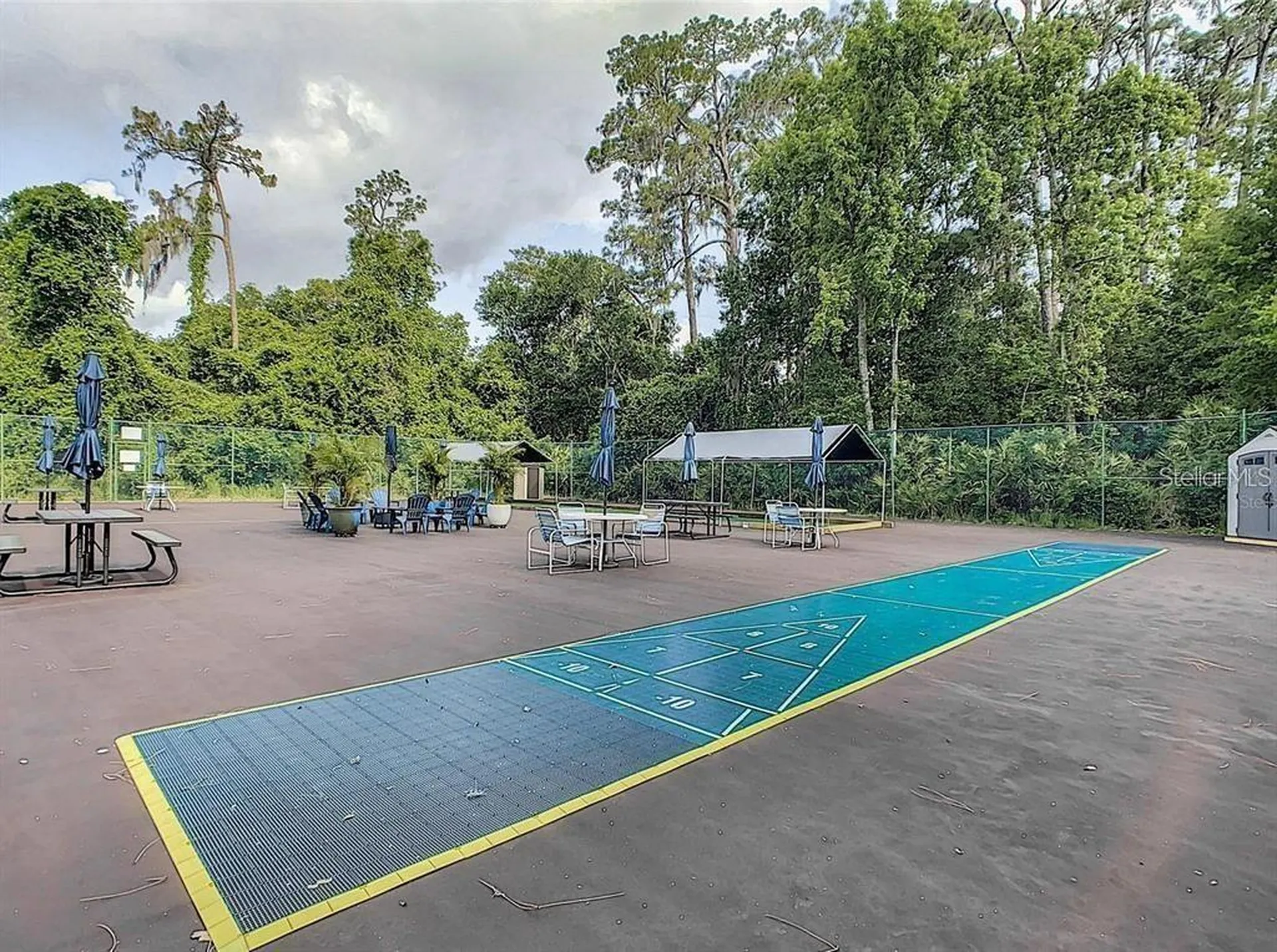 100 Sweetgum Woods Court Deltona FL 32725