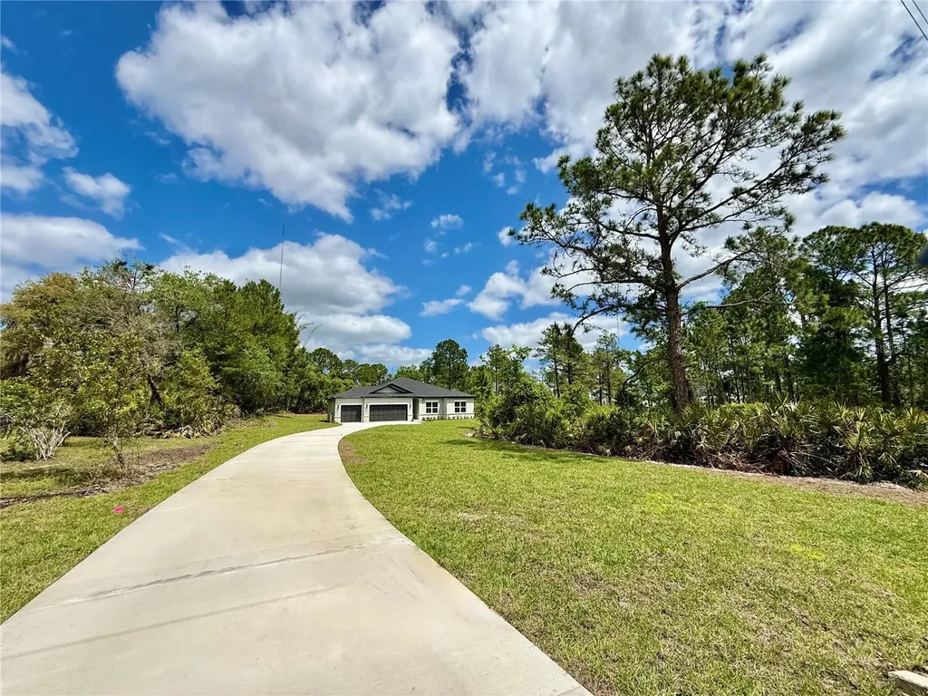 30165 W Bluebell Avenue Eustis FL 32736