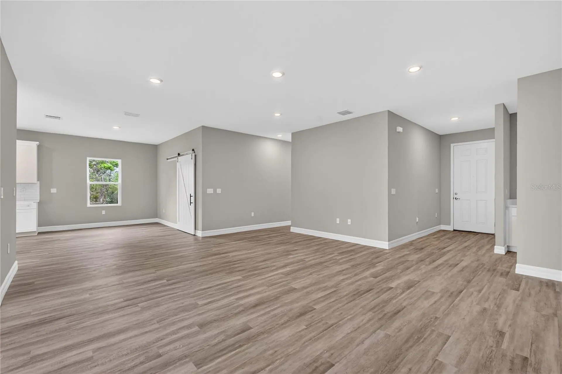 30165 W Bluebell Avenue Eustis FL 32736