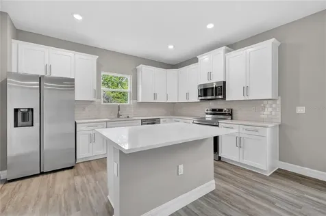 30165 W Bluebell Avenue Eustis FL 32736