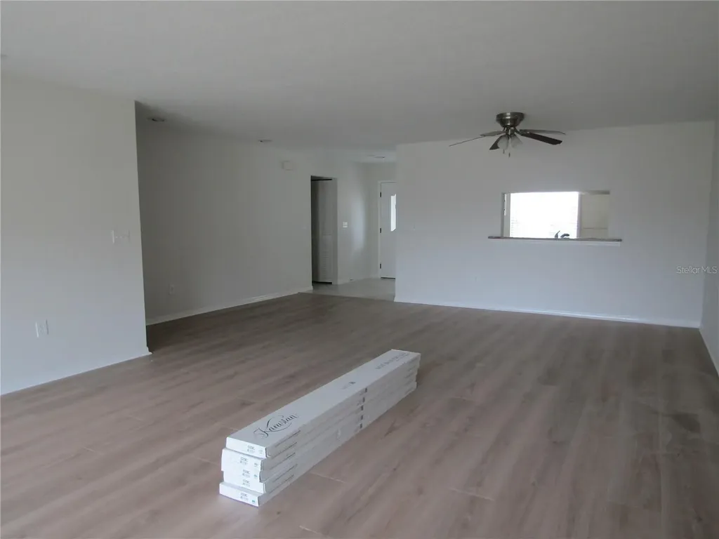 3010 Ringwood Meadow Sarasota FL 34235