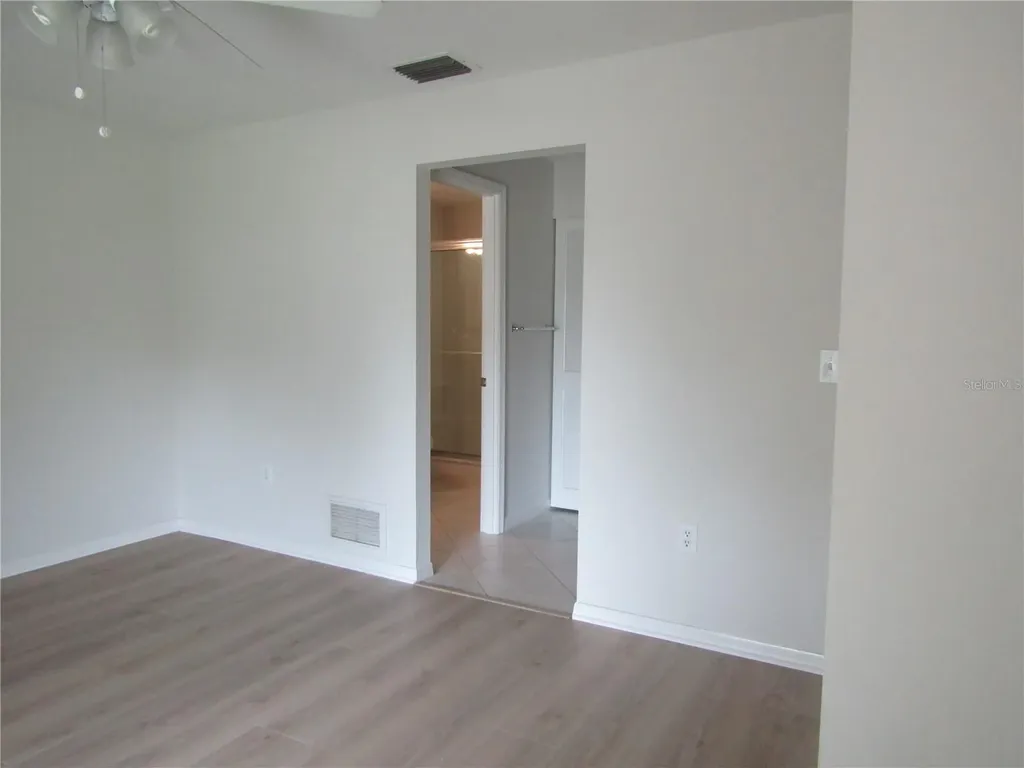 3010 Ringwood Meadow Sarasota FL 34235