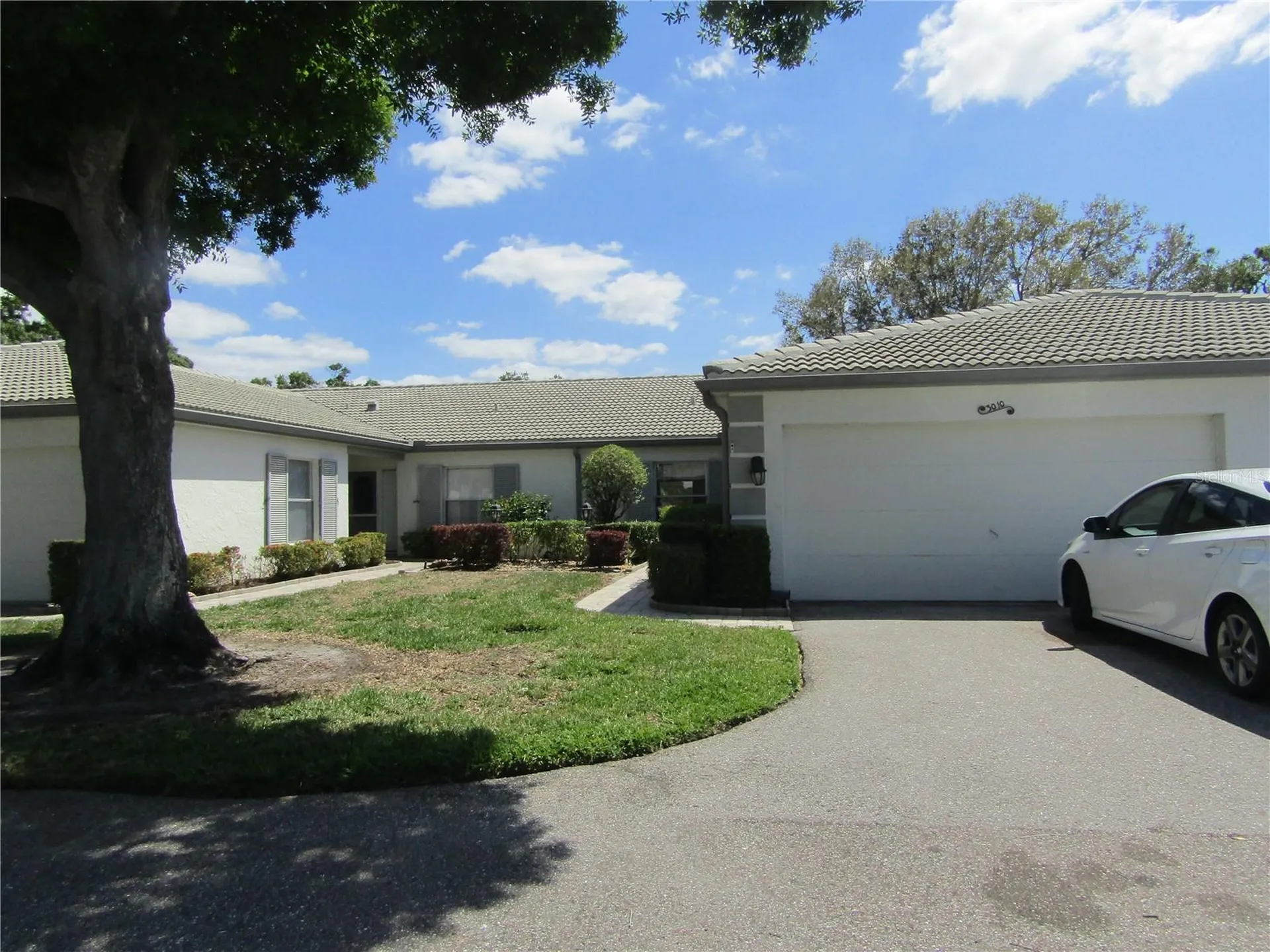 3010 Ringwood Meadow Sarasota FL 34235