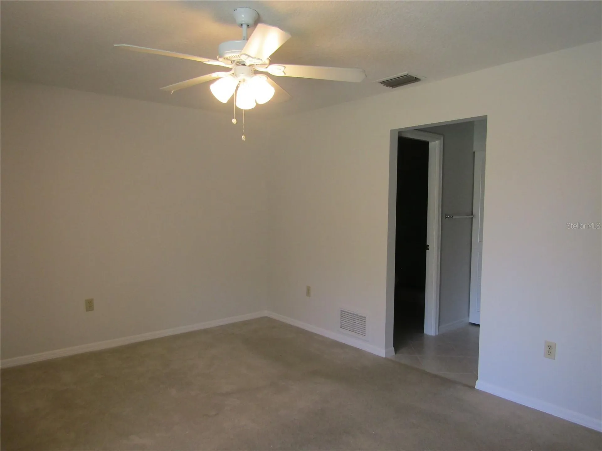 3010 Ringwood Meadow Sarasota FL 34235