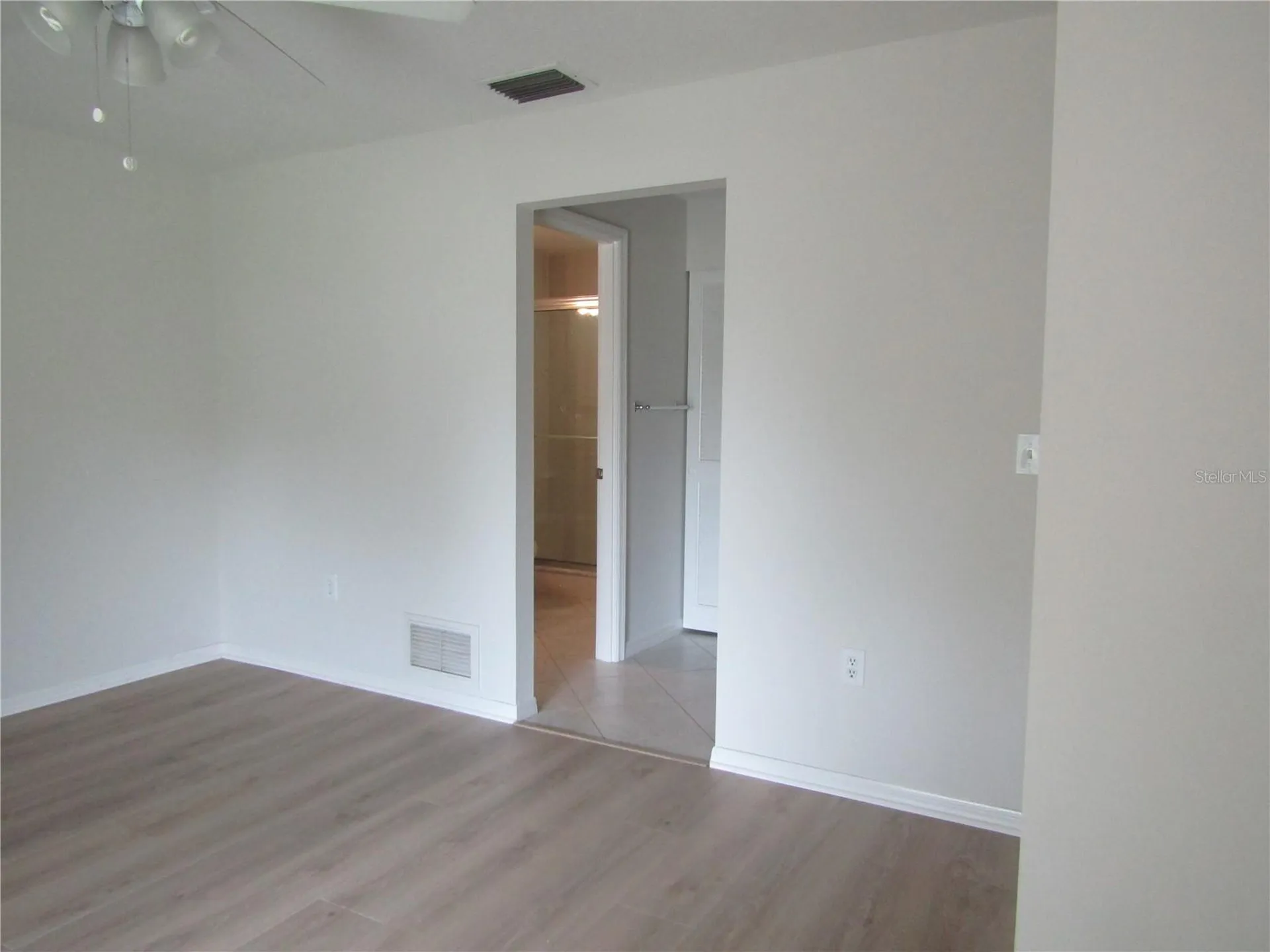3010 Ringwood Meadow Sarasota FL 34235