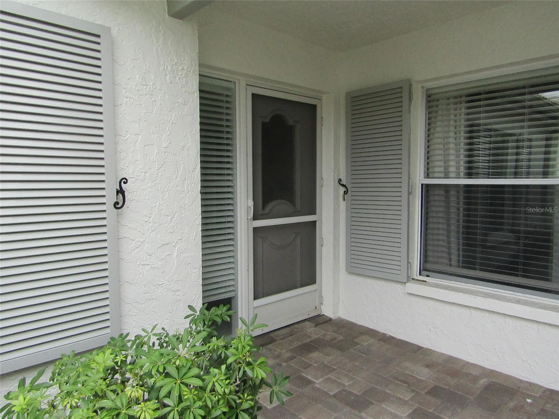 3010 Ringwood Meadow Sarasota FL 34235