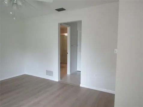 3010 Ringwood Meadow Sarasota FL 34235