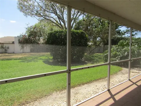 3010 Ringwood Meadow Sarasota FL 34235