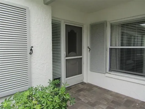 3010 Ringwood Meadow Sarasota FL 34235