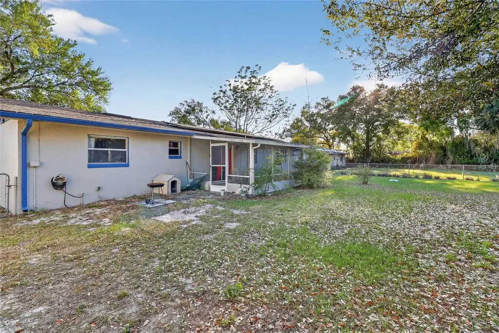 2715 Elmhurst Circle Orlando FL 32810
