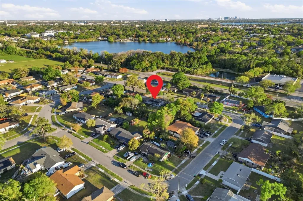 2715 Elmhurst Circle Orlando FL 32810