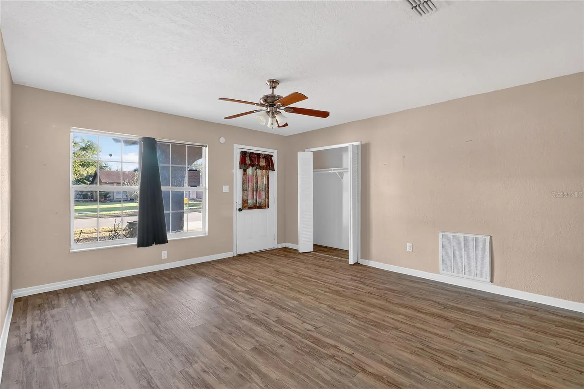2715 Elmhurst Circle Orlando FL 32810