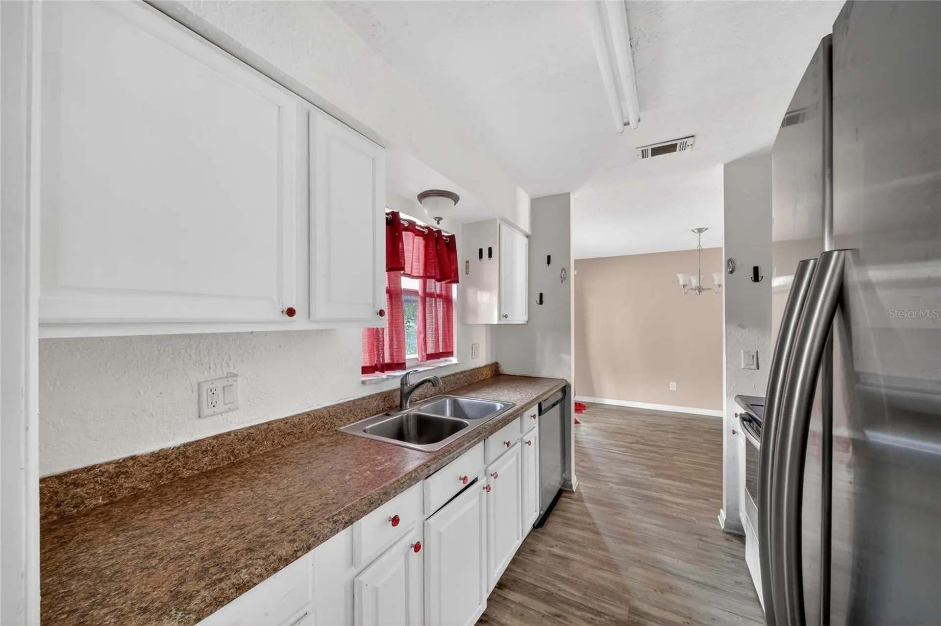 2715 Elmhurst Circle Orlando FL 32810