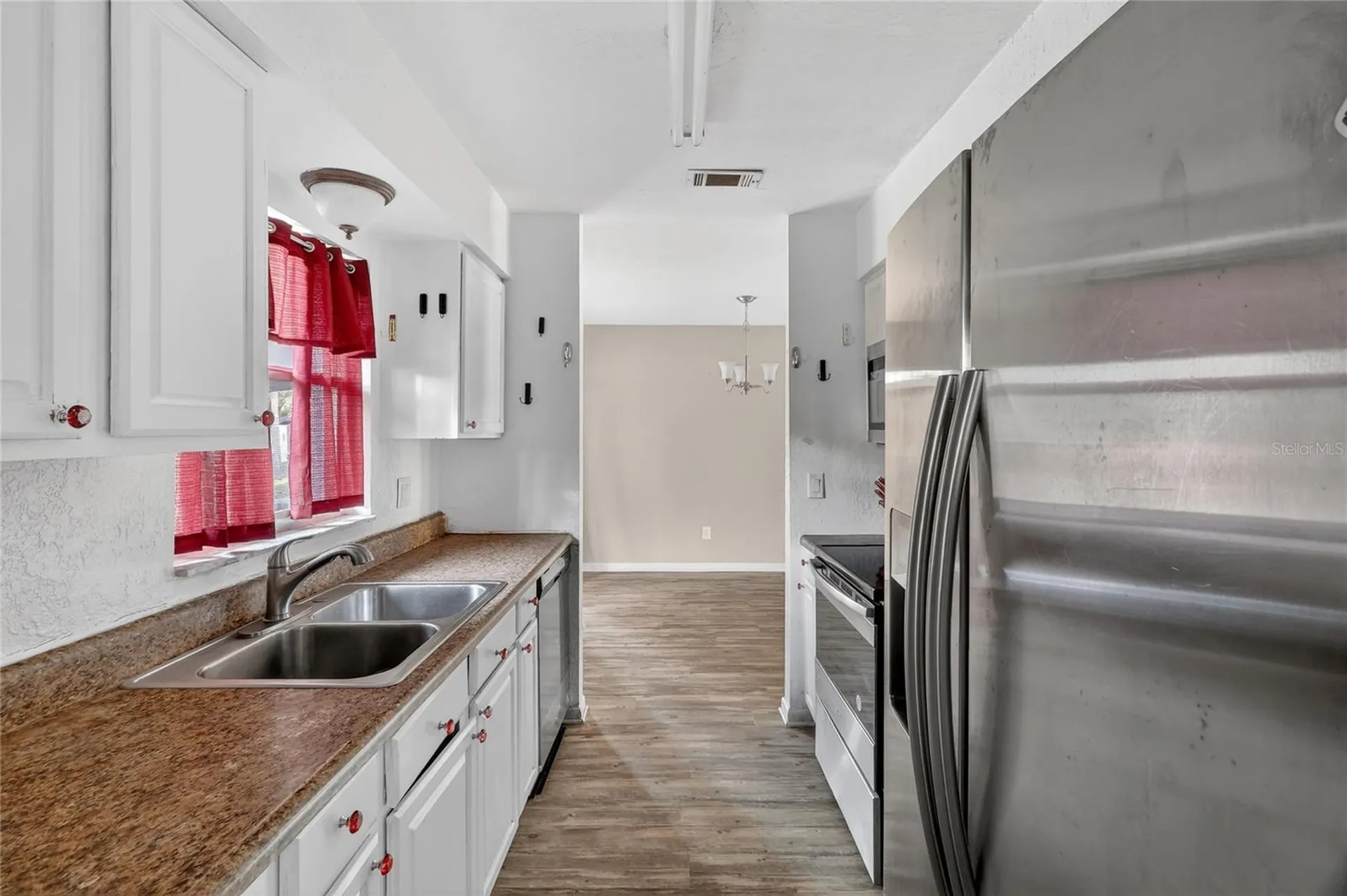 2715 Elmhurst Circle Orlando FL 32810